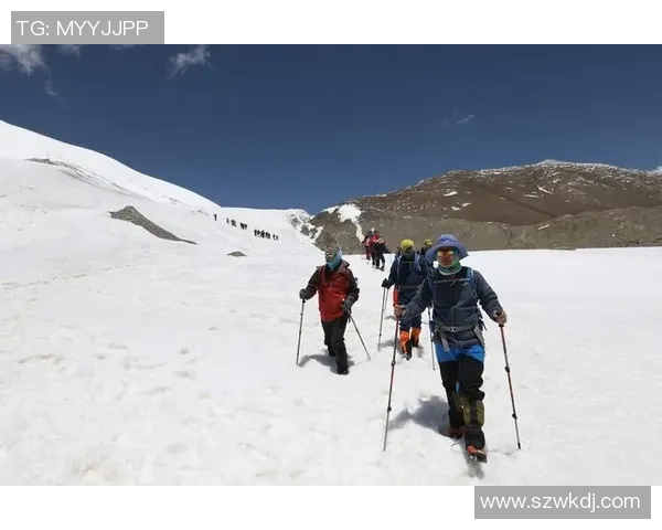 攀岩技术的探索与创新：成都攀岩队的训练与挑战之路